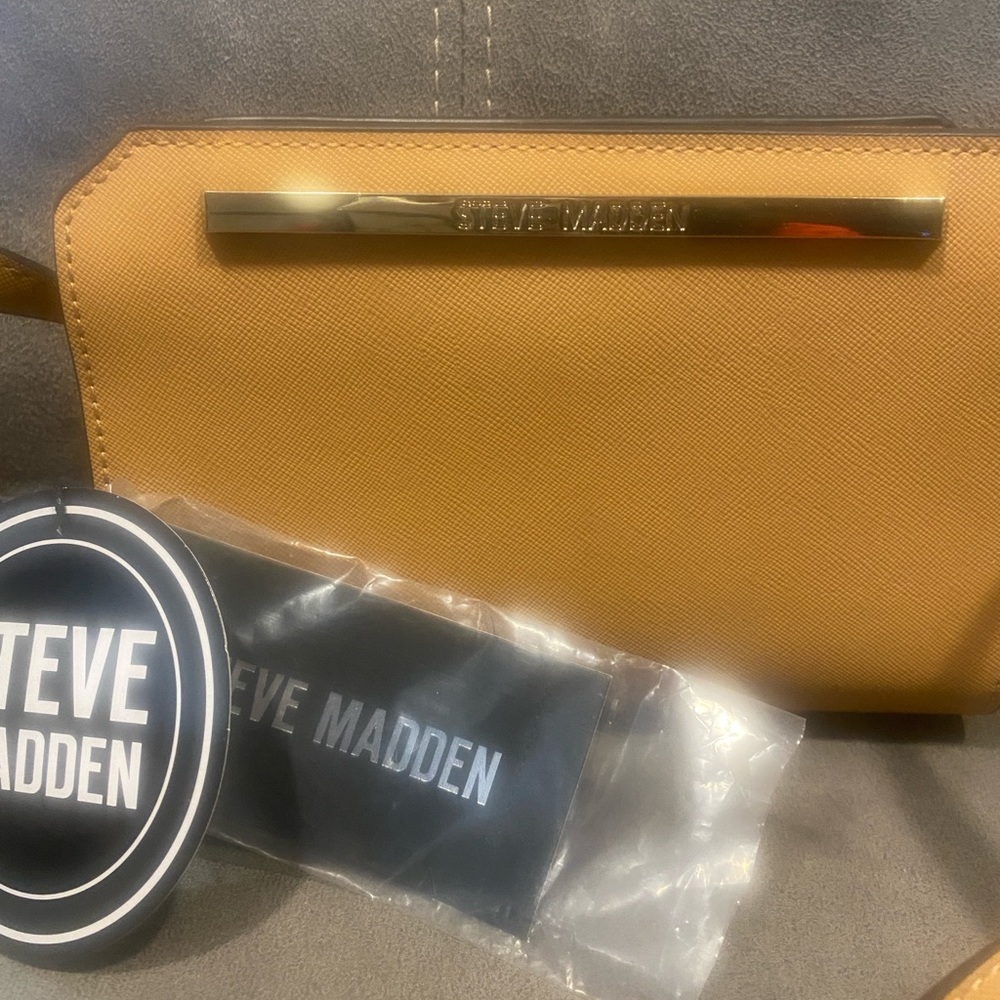 Steve Madden Crossbody
